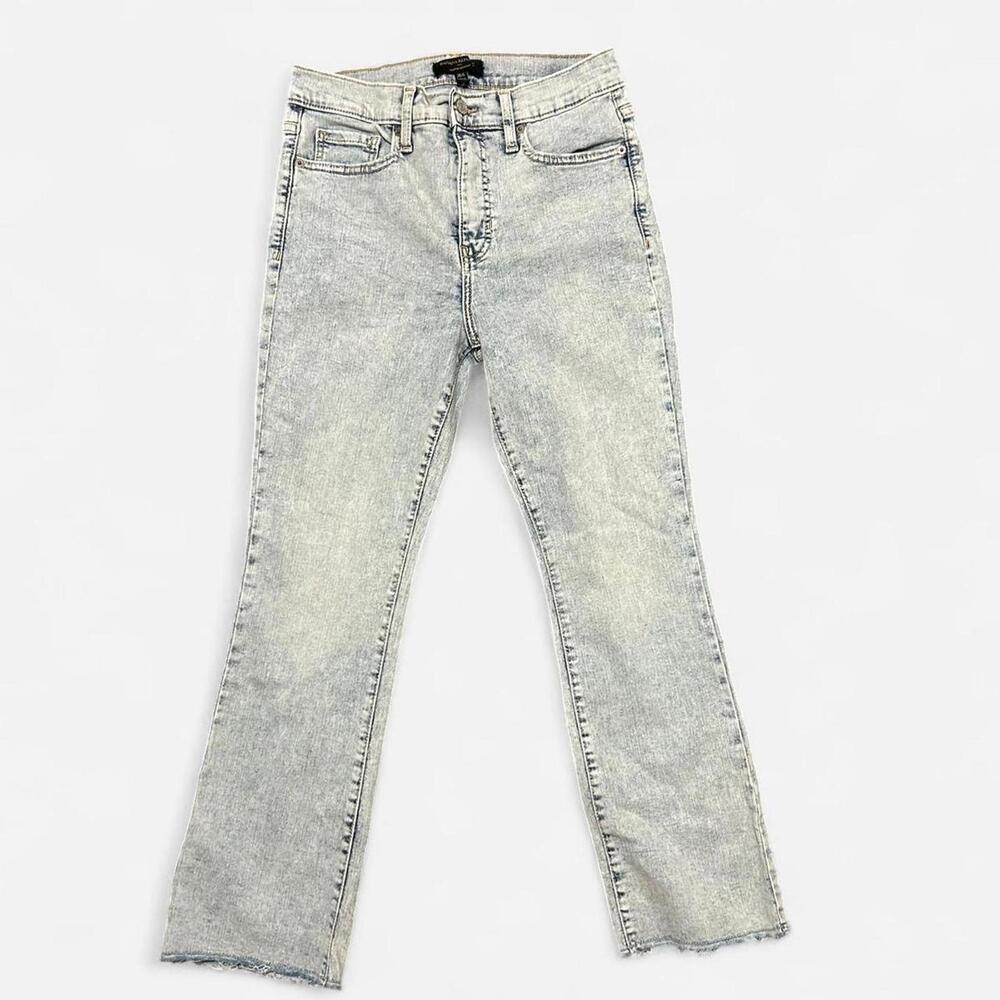 Banana‎ Republic High-waisted straight leg light acid wash jeans.